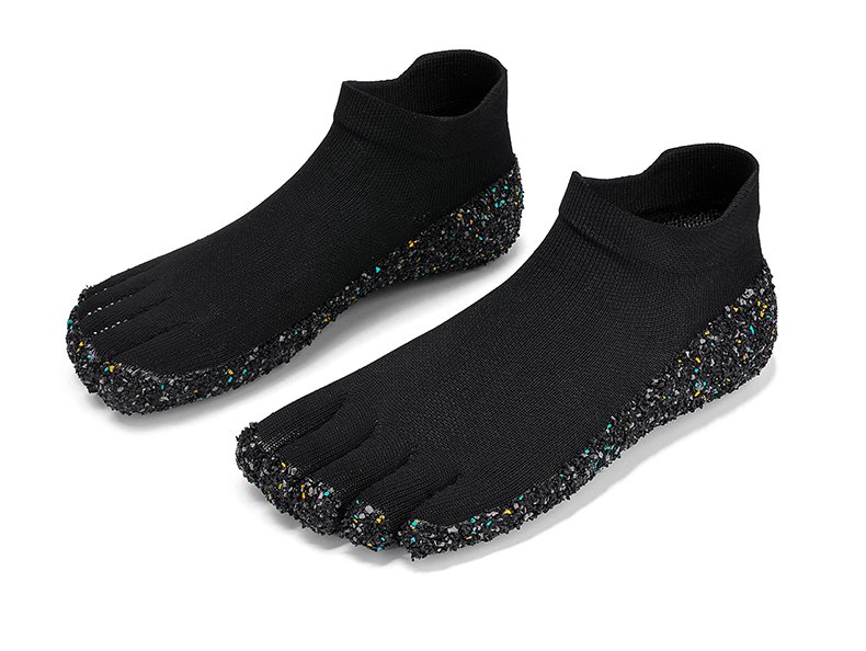 Anti-slip rubber texture sole for five-toe barefoot water shoes